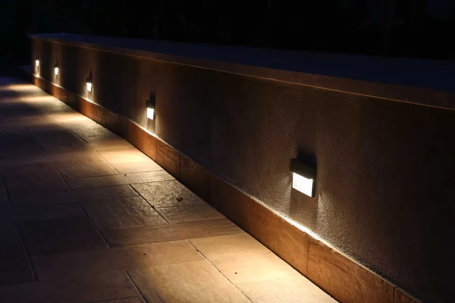 Ristrutturazione Villetta - Illuminazione del vialetto