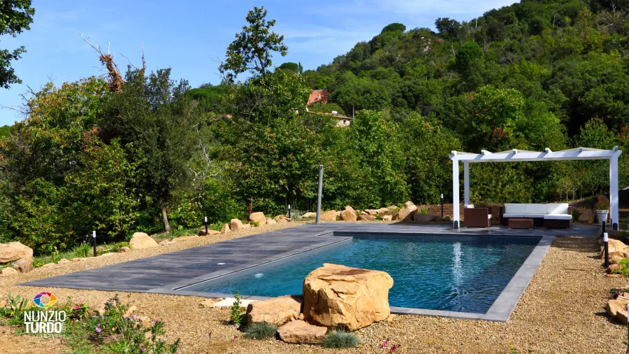 Progettazione e realizzazione dell'area piscina